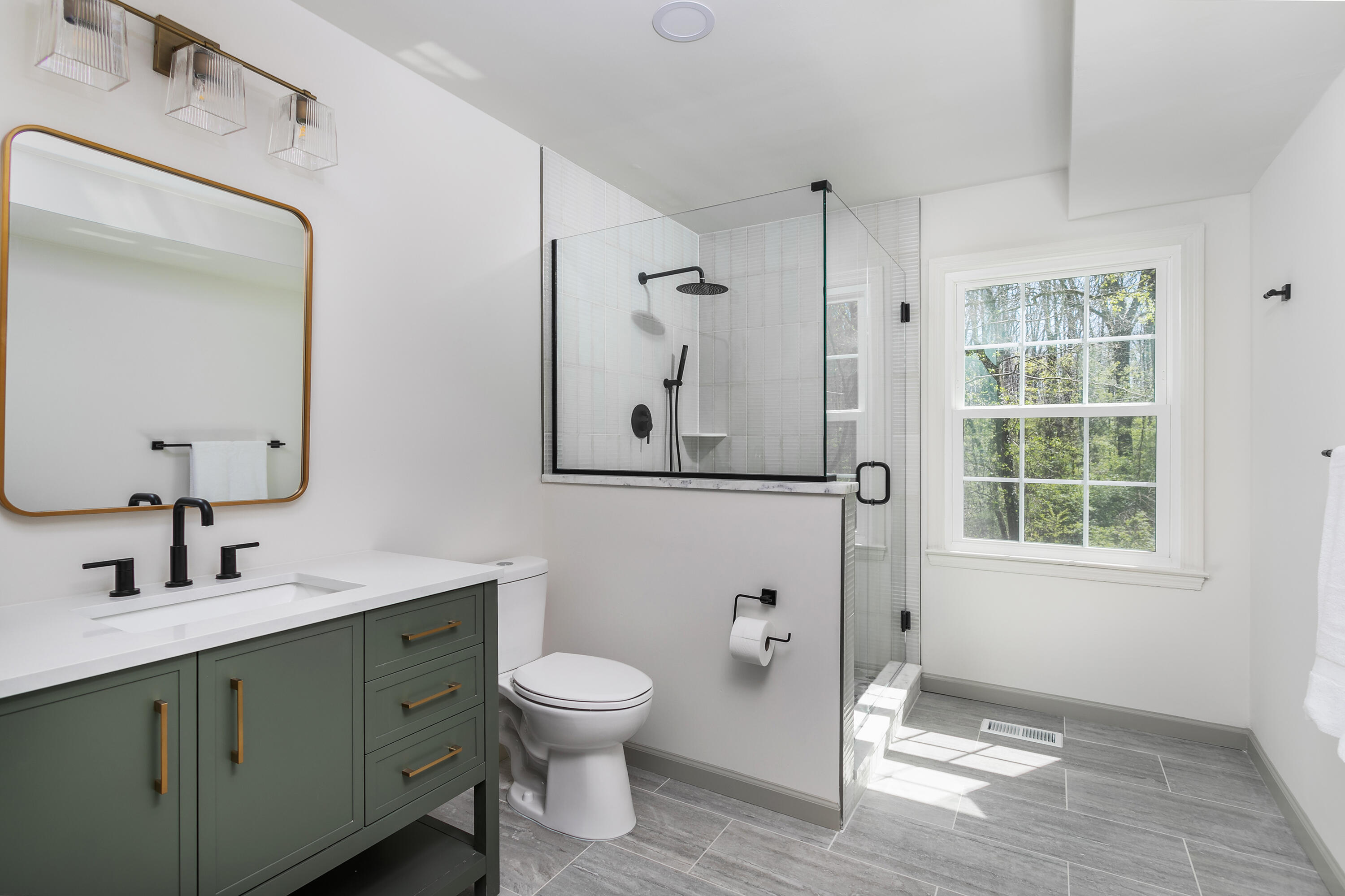 504 Barrington Road Signal Mountain, TN 37377 - Photo 32 of 39 FALA-Barrington-Downstairs Bathroom