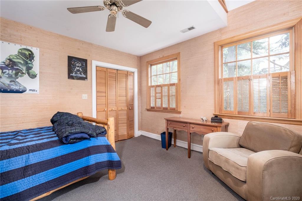 214 Cherokee Road Charlotte, NC 28207 - Photo 14 of 31 Gallery Image 14