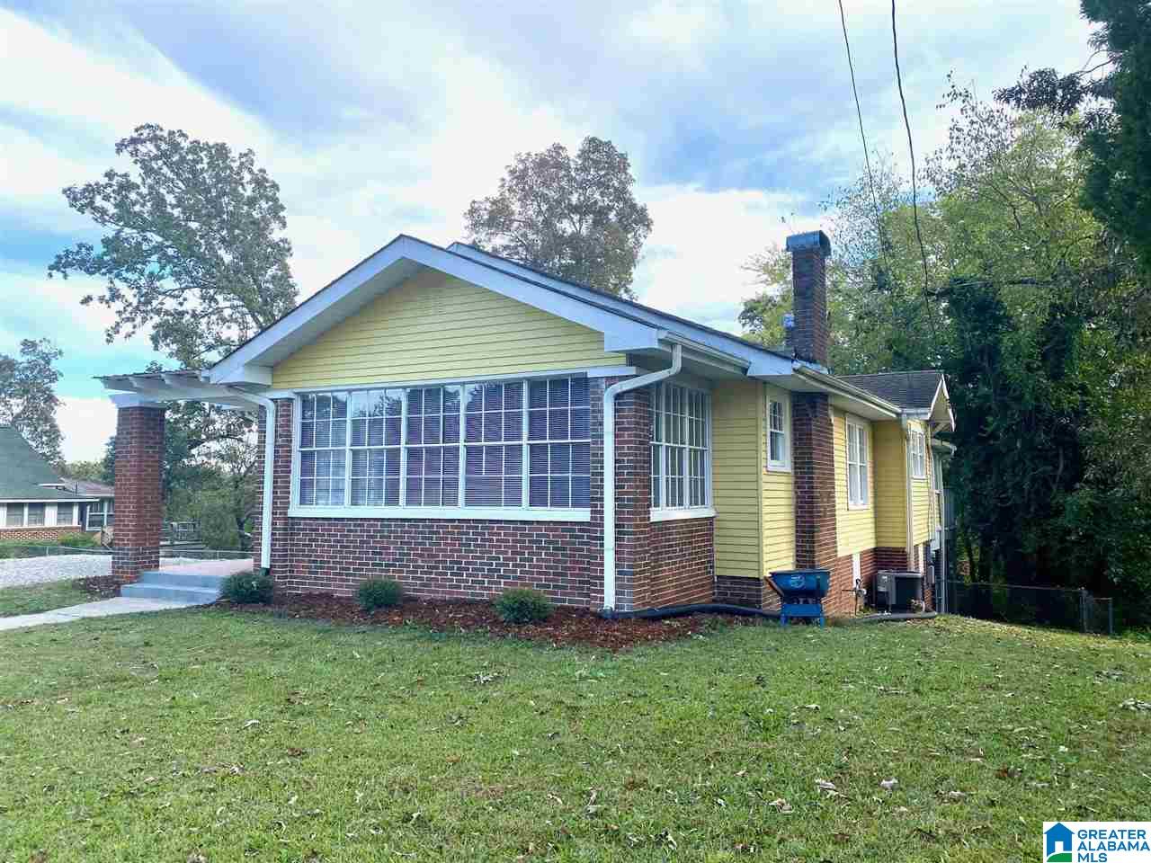 620 Alice Street Bessemer, AL 35022 - Photo 2 of 24