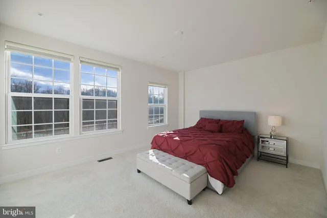 $3,000 | 10960 Presidential Parkway, Upper Marlboro, MD 20772