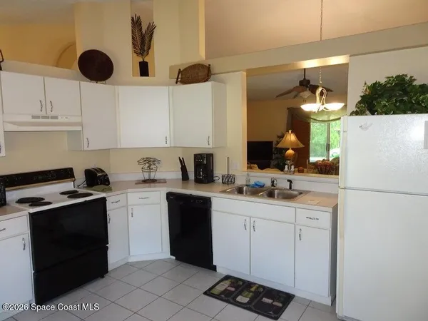 $2,000 | 3590 Egret Drive, Melbourne, FL 32901