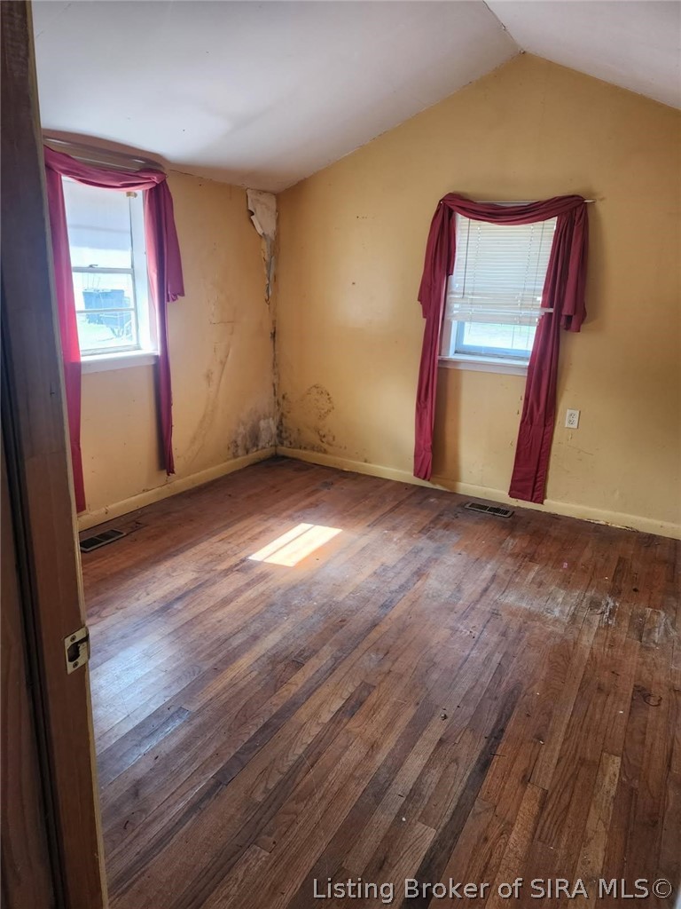 706 Main Street Memphis, IN 47143 - Photo 6 of 8