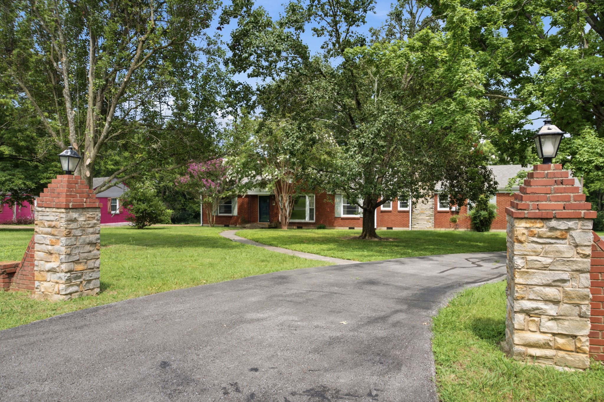 502 North Marthona Road Madison, TN 37115 - Photo 1 of 36