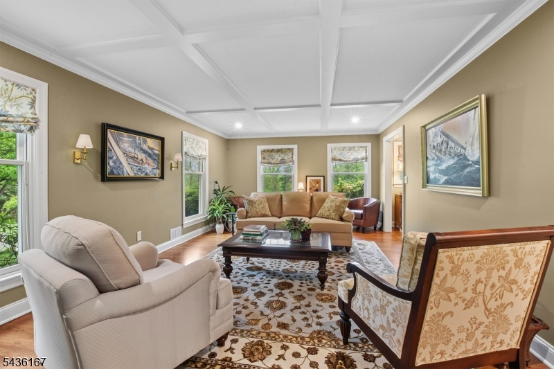 41 Farmersville Road Califon, NJ 07830 - Photo 4 of 38