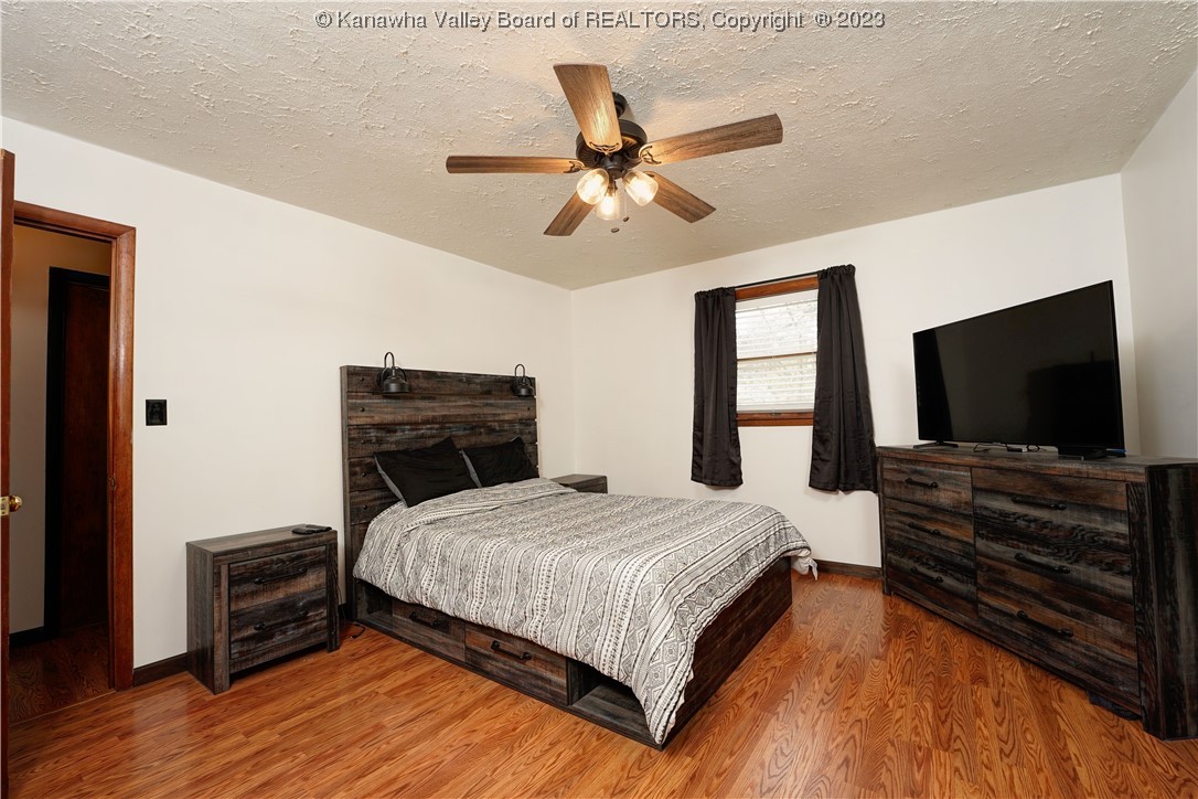 293 DeepWater Station Road Deep Water, WV 25057 - Photo 11 of 26 Gallery Image 11