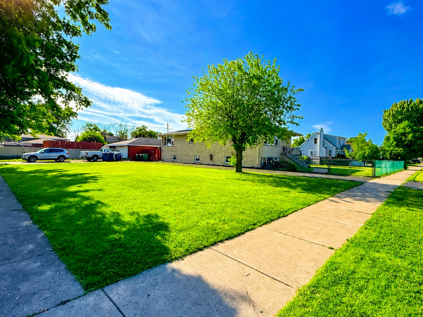 8356 South 78th Avenue Bridgeview, IL 60455 - Photo 38 of 39 a view of a volley ball court
