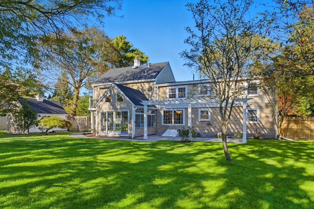 105 Cedar Acres Road Marshfield, MA 02050 - Photo 8 of 42 Gallery Image 8