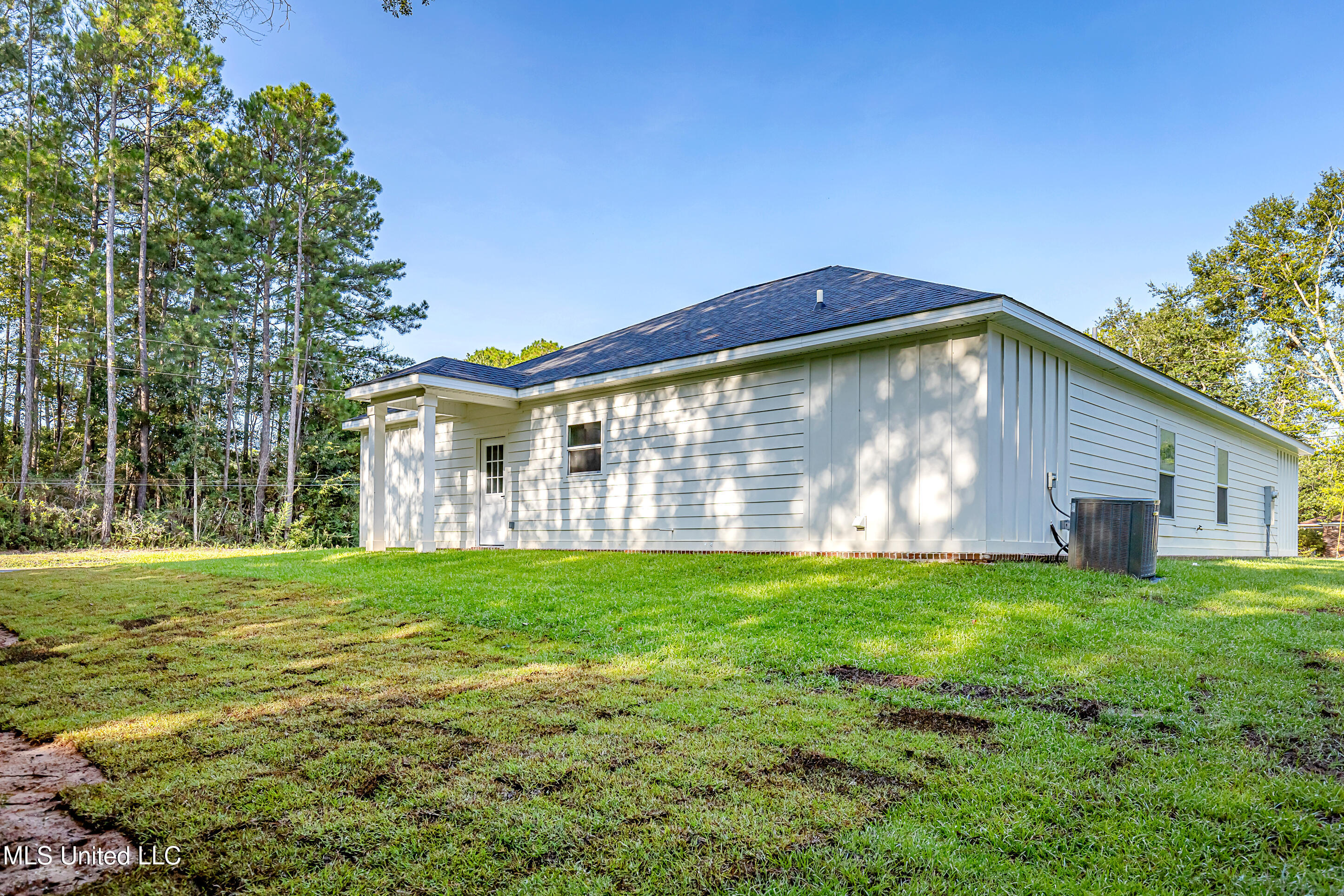 8804 Ferry Point Road Gautier, MS 39553 - Photo 50 of 55 IMG_1615