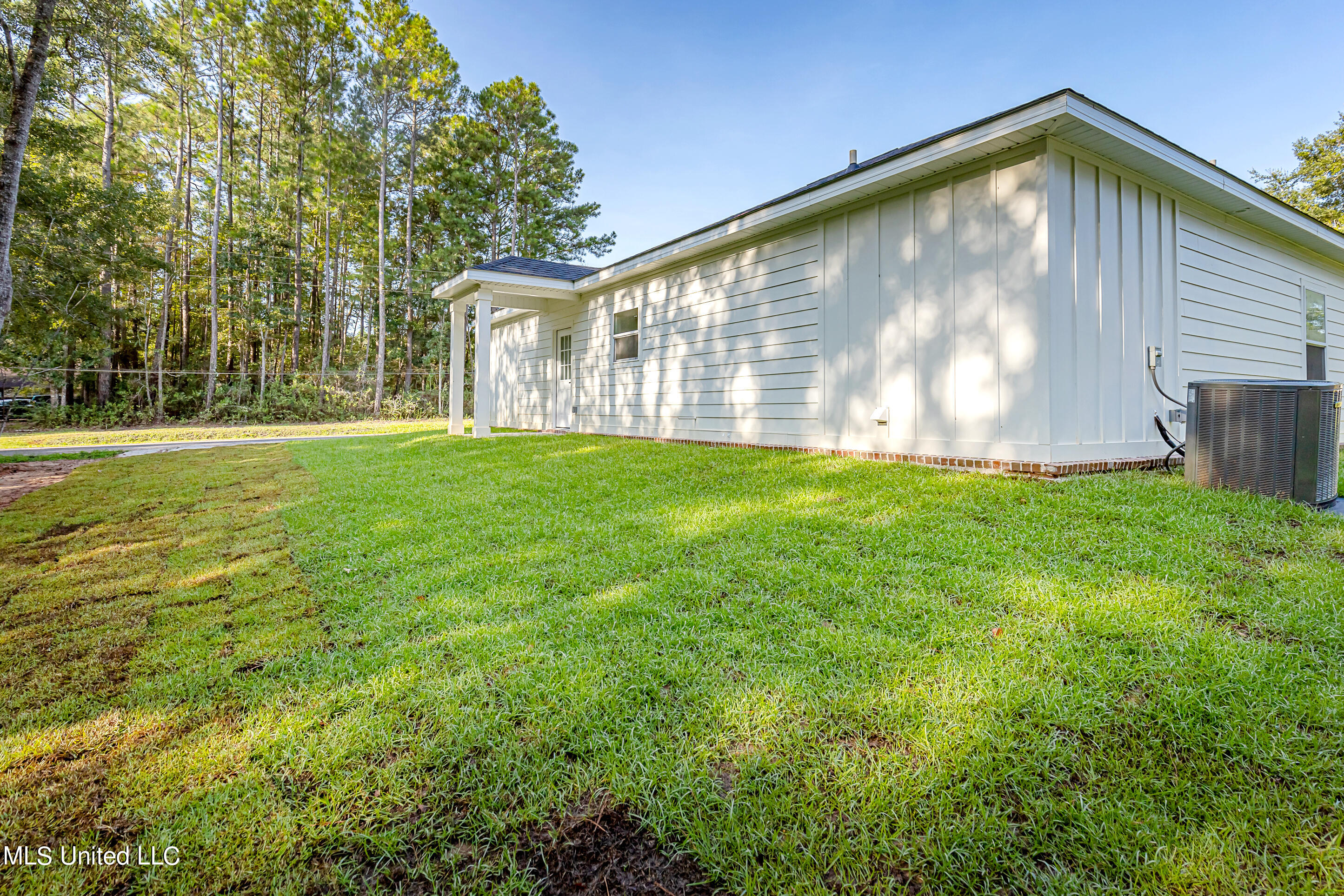 8804 Ferry Point Road Gautier, MS 39553 - Photo 51 of 55 IMG_1621