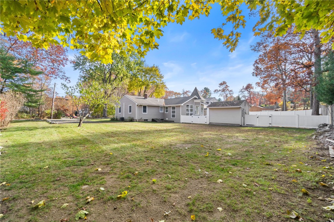21 Lantern Road Smithfield, RI 02917 - Photo 37 of 49 Gallery Image 37