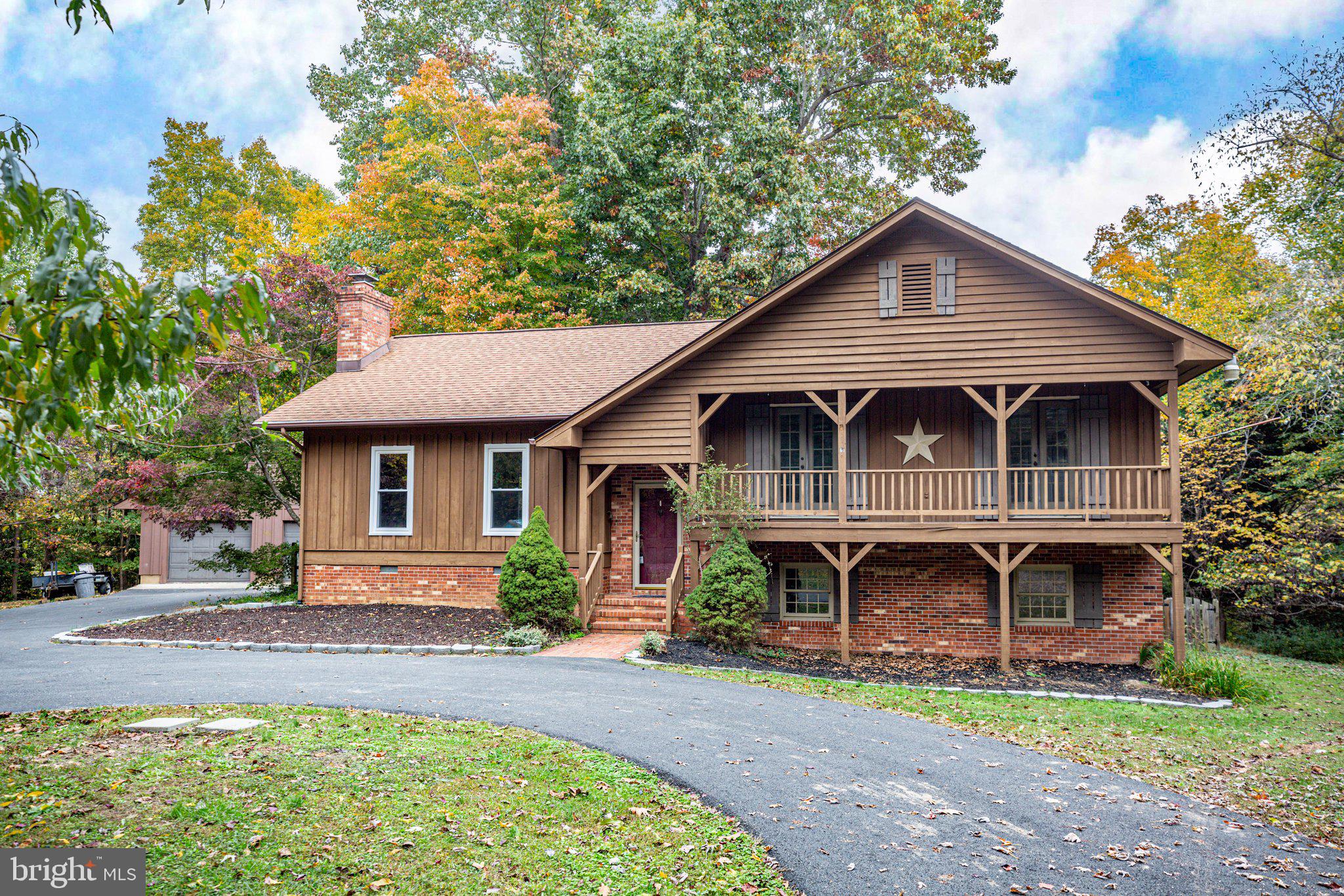 Welcome Home to 15211 Poplar Neck Road!