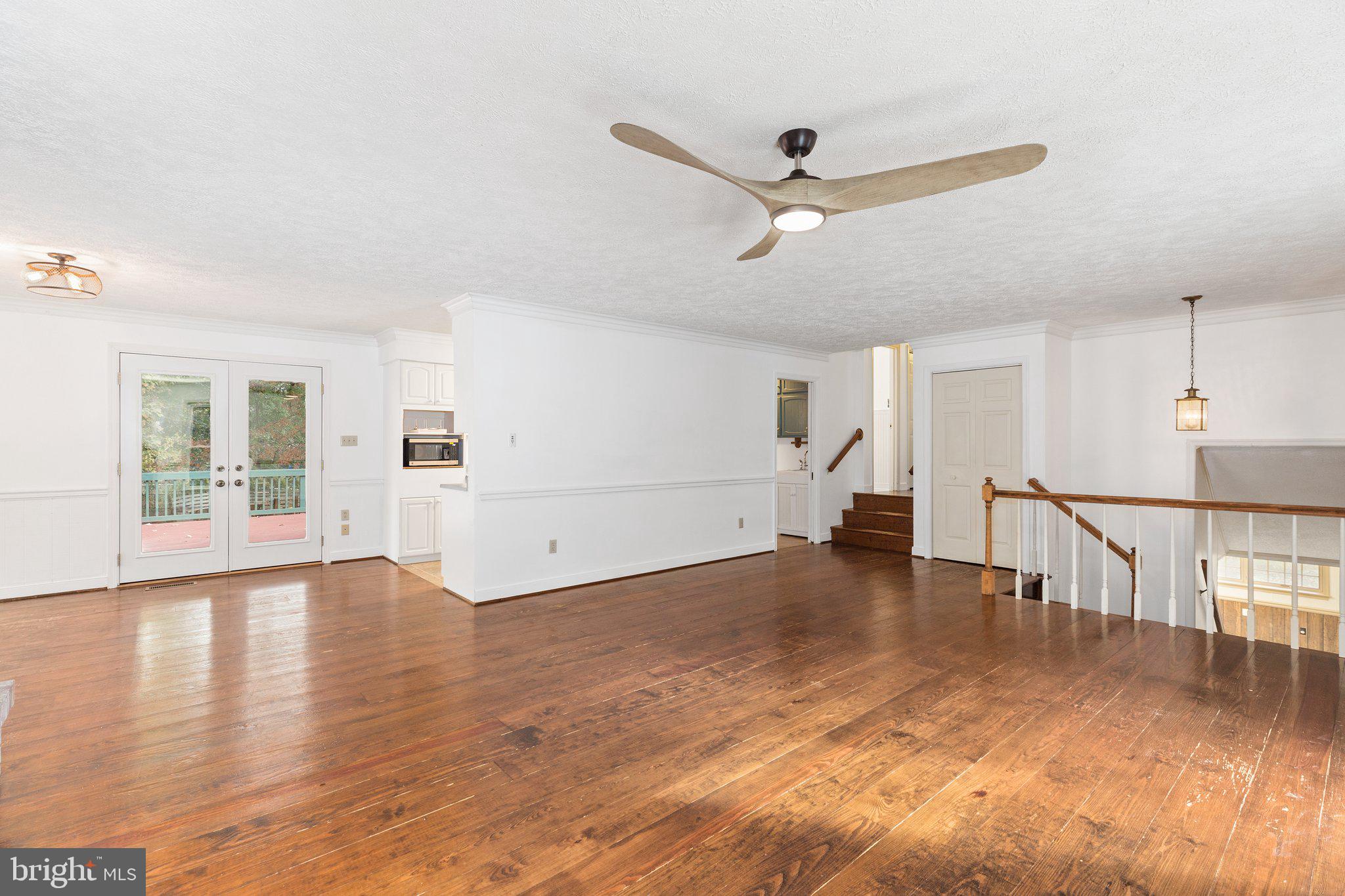 15211 Poplar Neck Road King George, VA 22485 - Photo 20 of 54 Living Room