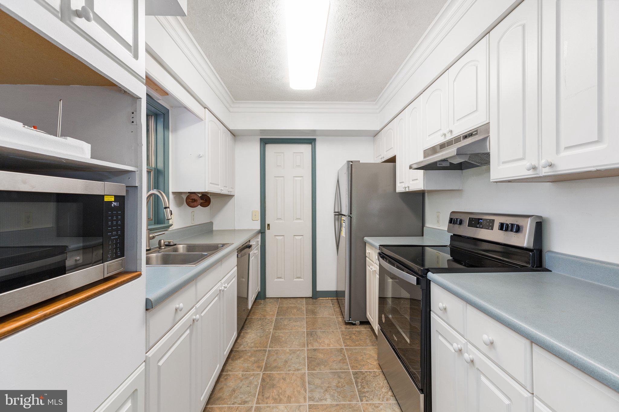 15211 Poplar Neck Road King George, VA 22485 - Photo 24 of 54 Kitchen