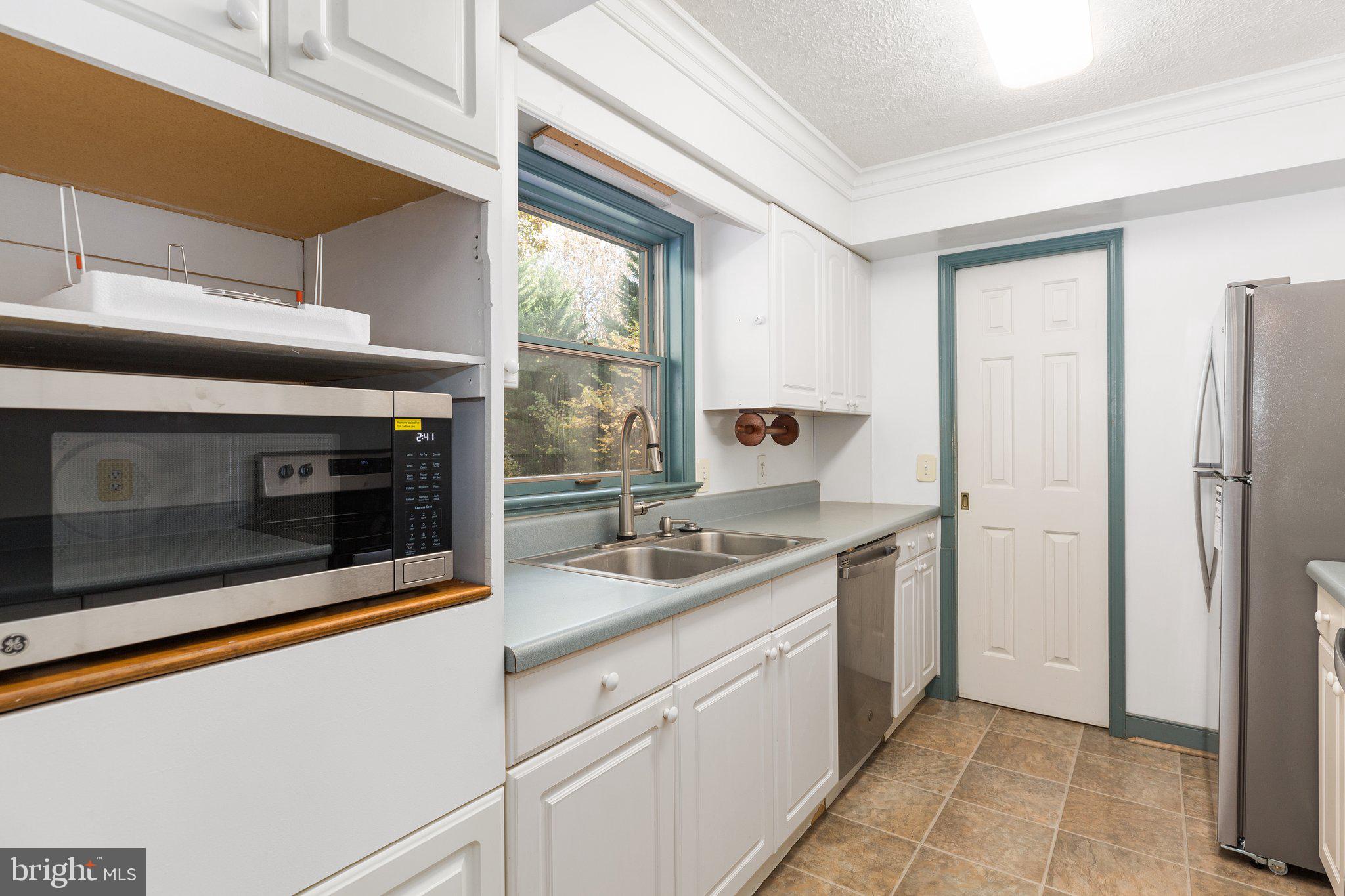 15211 Poplar Neck Road King George, VA 22485 - Photo 25 of 54 Kitchen