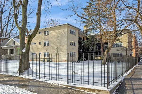 $2,200 | 4258 North Greenview Avenue, Unit 1E, Chicago, IL 60613