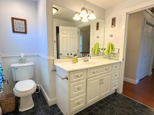 $2,675 | 1-1 Pigeon Hill Court, Unit 1, Rockport, MA 01966