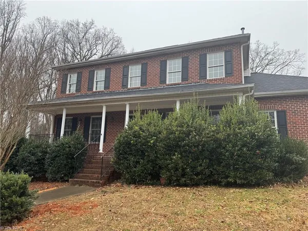 $560,000 | 110 Chestnut Hill Court, Winston-Salem, NC 27106