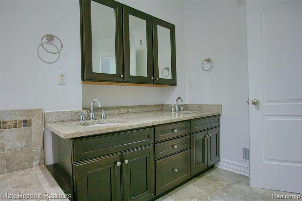 907 Ruffner Avenue Birmingham, MI 48009 - Photo 26 of 40 Gallery Image 26