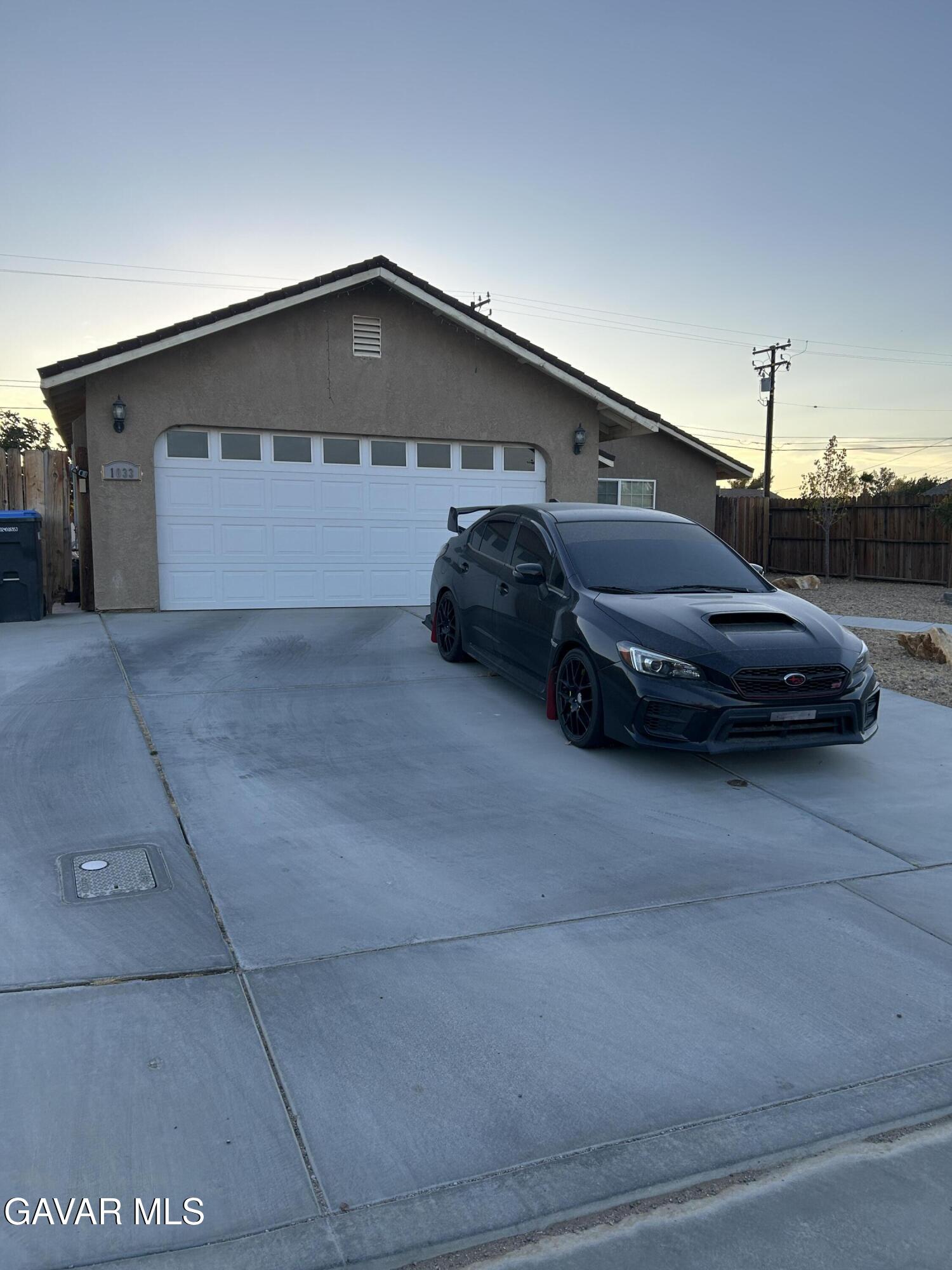 1033 Porter Street Ridgecrest, CA 93555 - Photo 3 of 19 IMG_7521