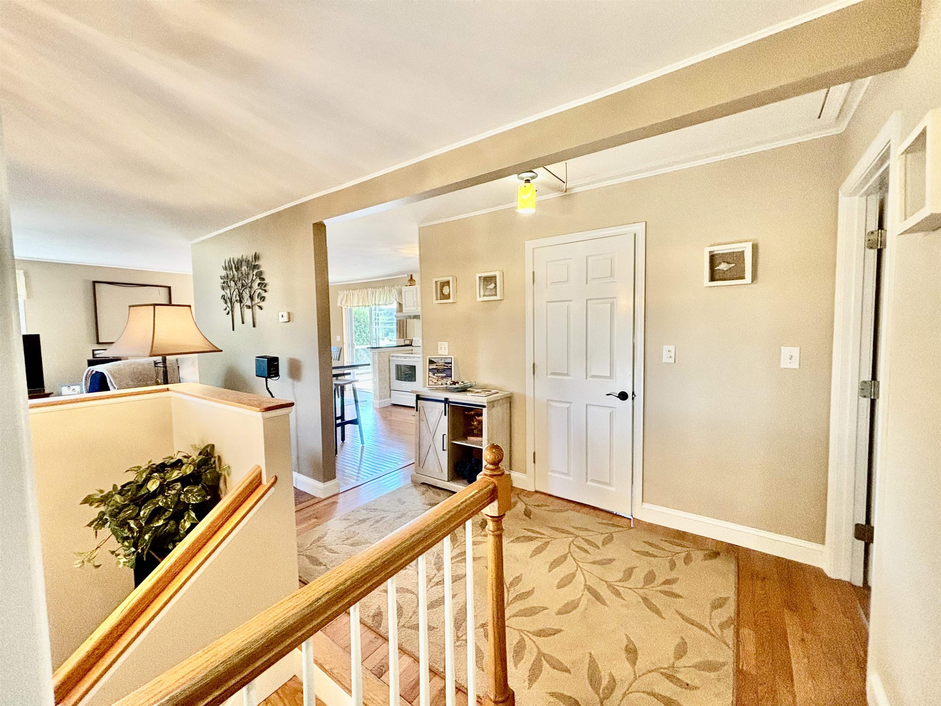 436 Winnacunnet Road Hampton, NH 03842 - Photo 4 of 45