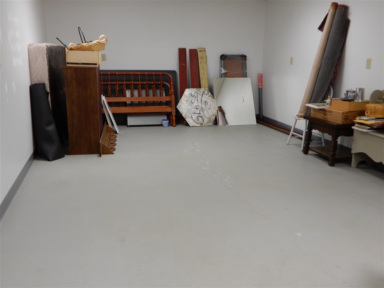12145 Caledonia Road Belvidere, IL 61008 - Photo 18 of 25 a bedroom with furniture and a window
