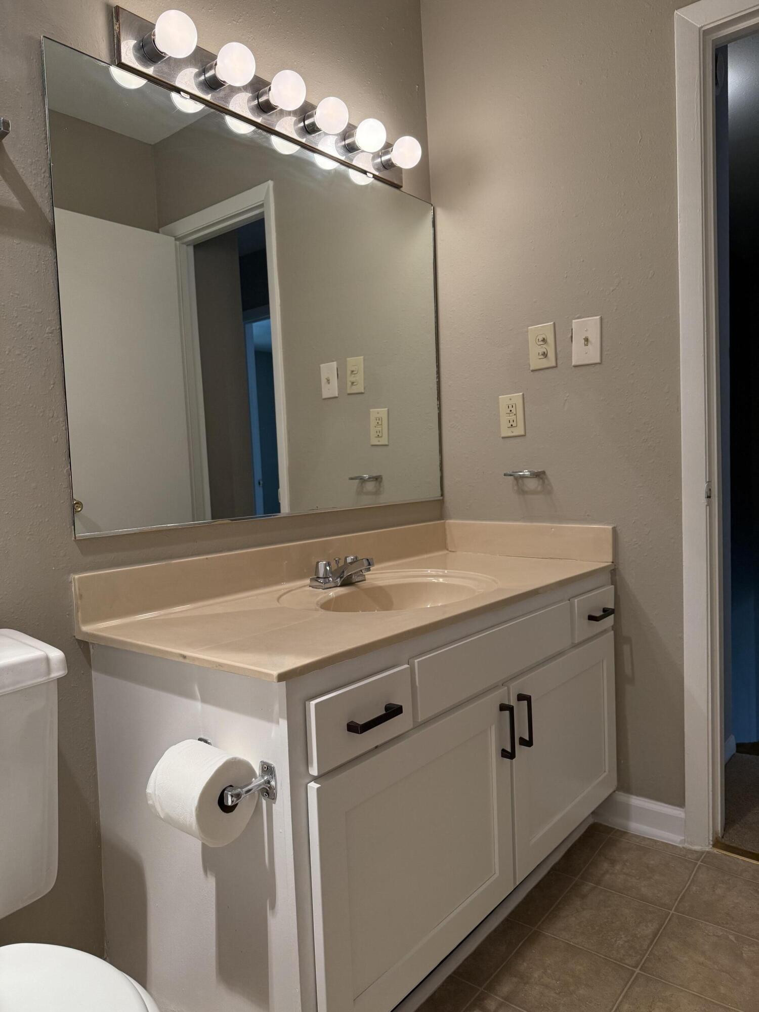 900 Mountain Creek Road, Unit C50 Chattanooga, TN 37405 - Photo 14 of 20 IMG_4813