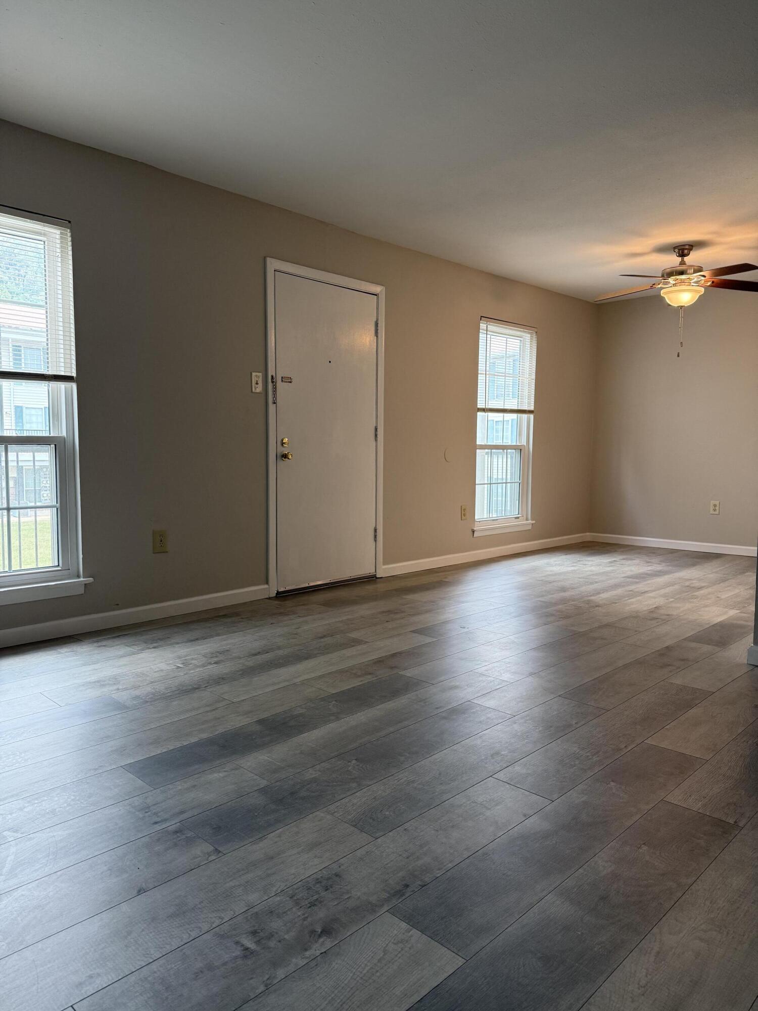 900 Mountain Creek Road, Unit C50 Chattanooga, TN 37405 - Photo 5 of 20 IMG_4823