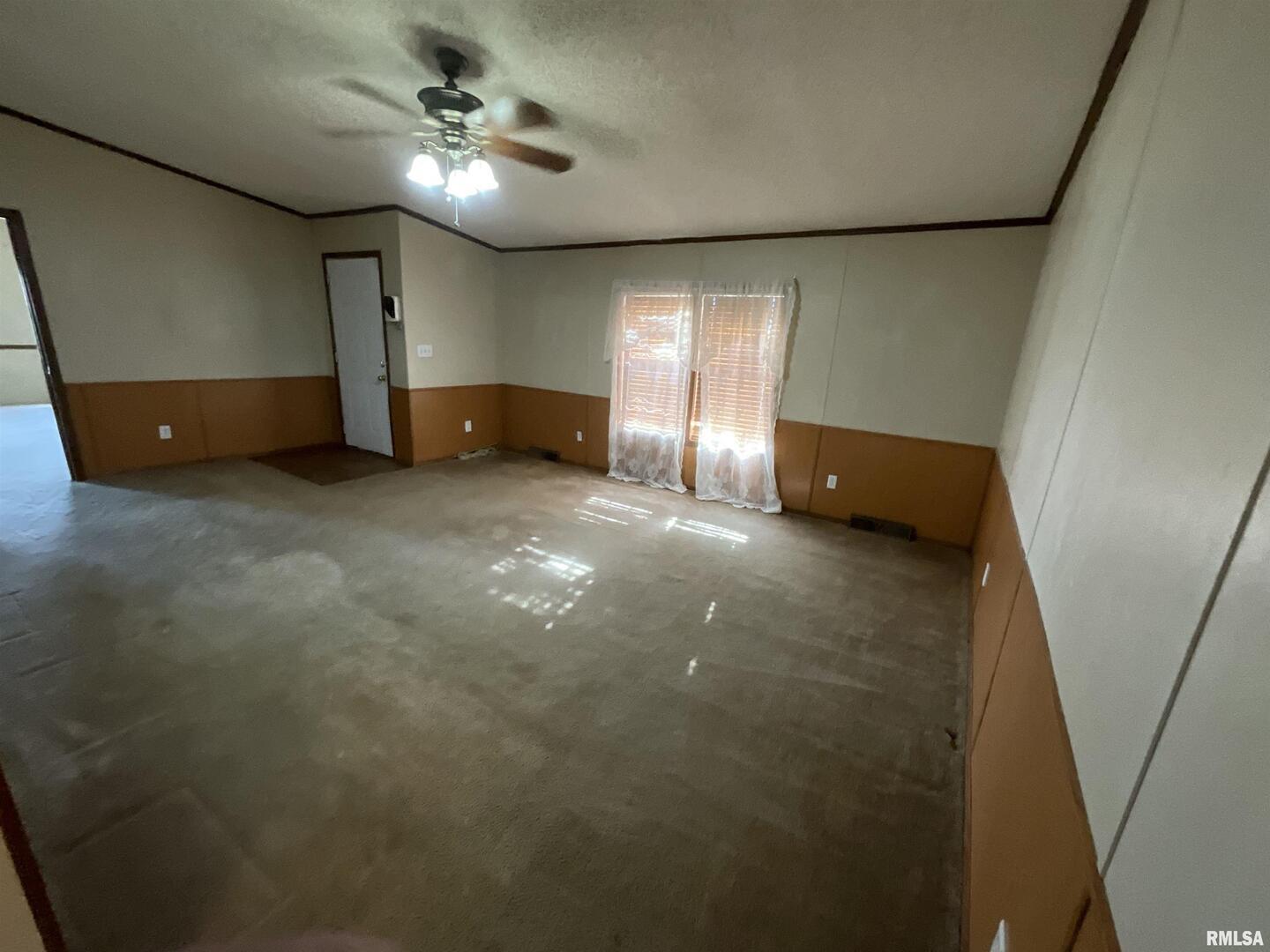7106 Krutsinger Road Kinmundy, IL 62854 - Photo 20 of 27