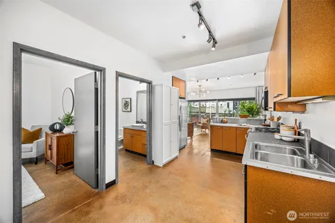 $475,000 | 1414 12th Avenue, Unit 203, Seattle, WA 98122