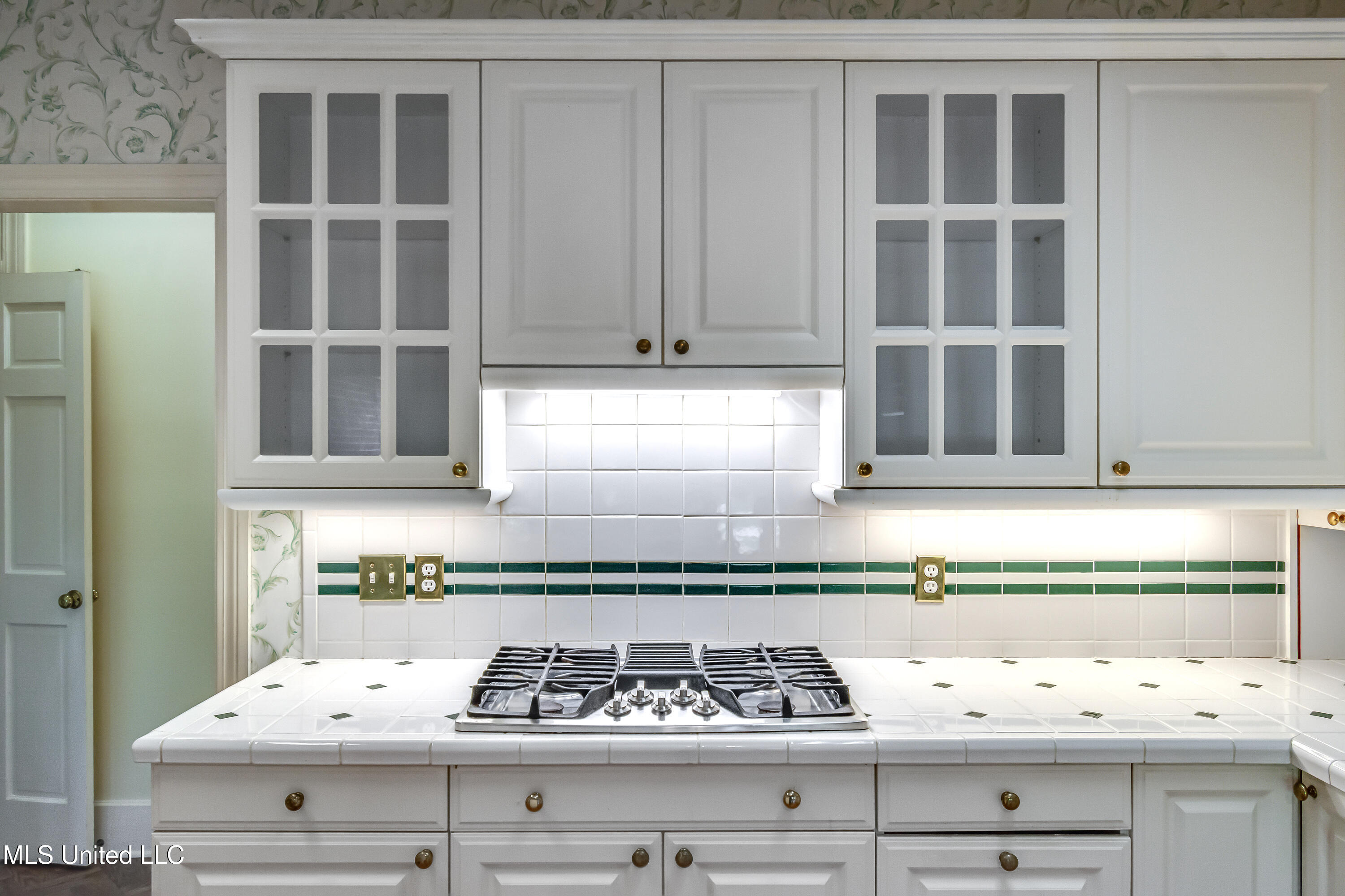 11 South Crownpointe Drive Jackson, MS 39211 - Photo 18 of 68 11 Crownpointe Dr-19