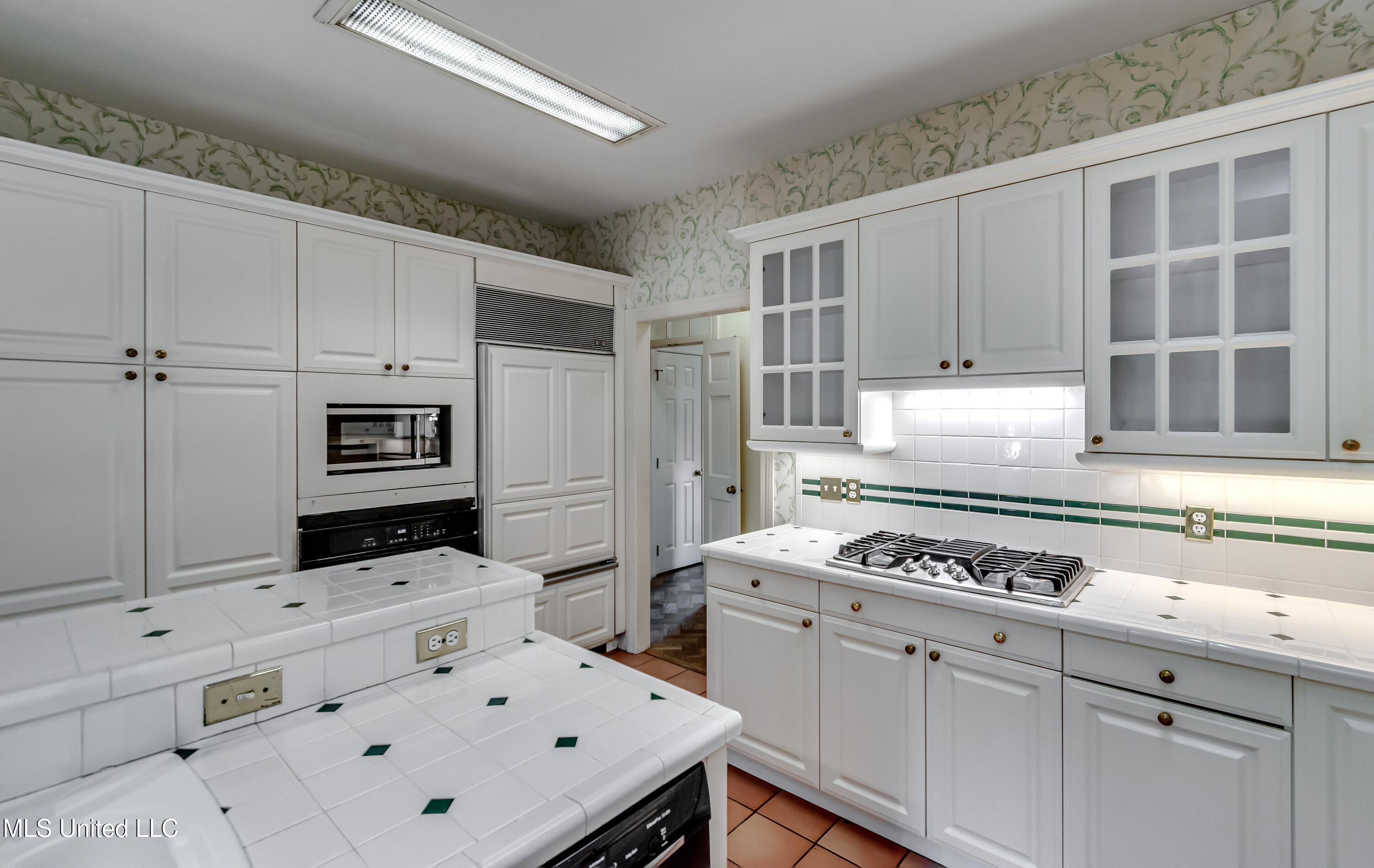 11 South Crownpointe Drive Jackson, MS 39211 - Photo 20 of 68 11 Crownpointe Dr-21