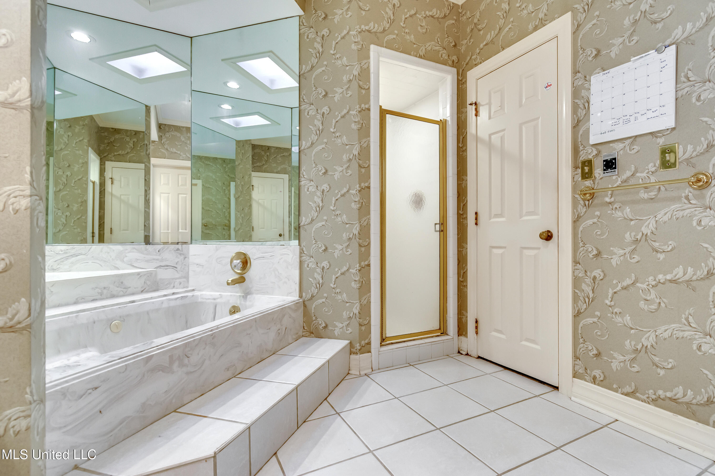 11 South Crownpointe Drive Jackson, MS 39211 - Photo 44 of 68 11 Crownpointe Dr-46