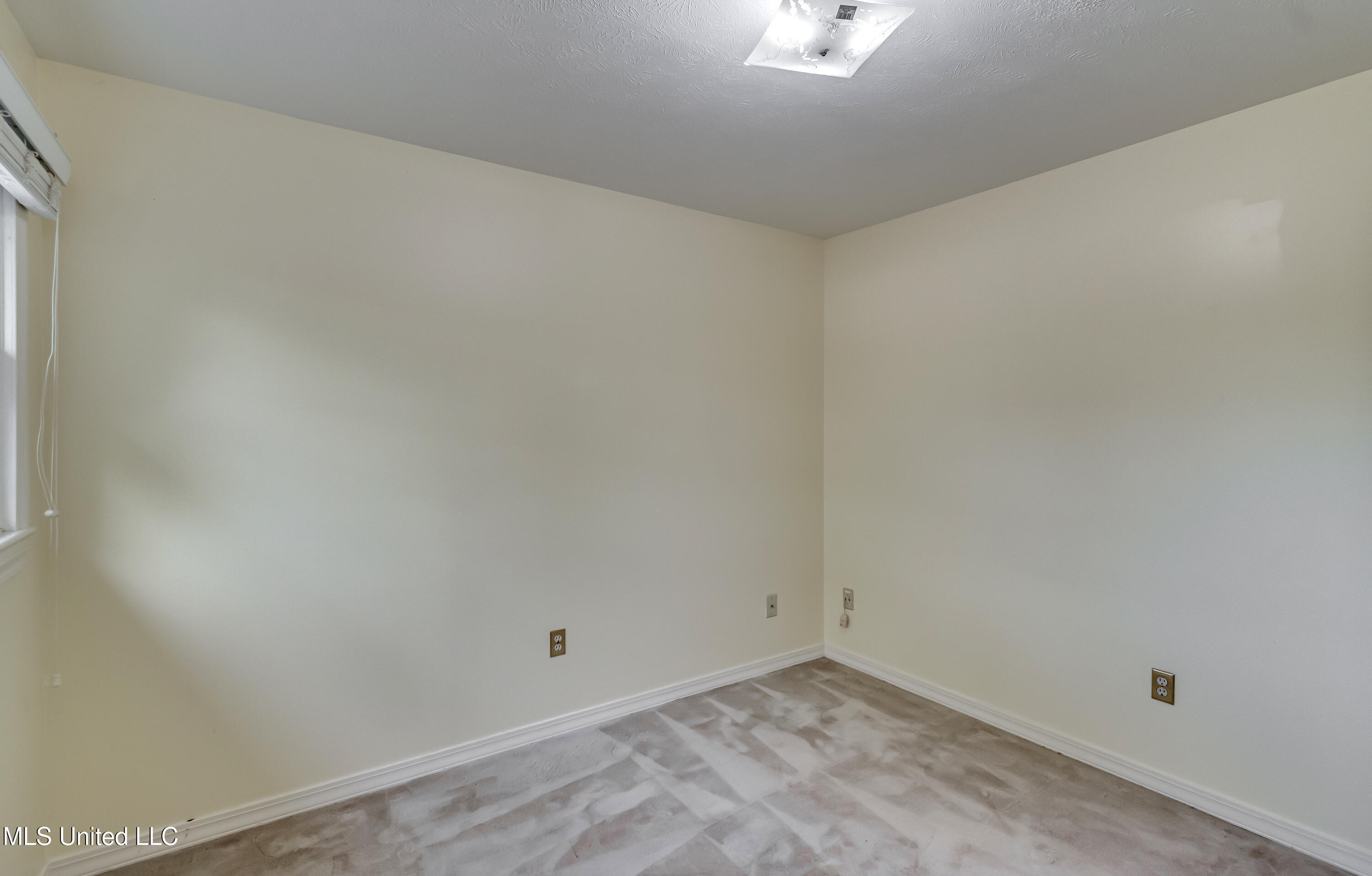 11 South Crownpointe Drive Jackson, MS 39211 - Photo 55 of 68 11 Crownpointe Dr-56