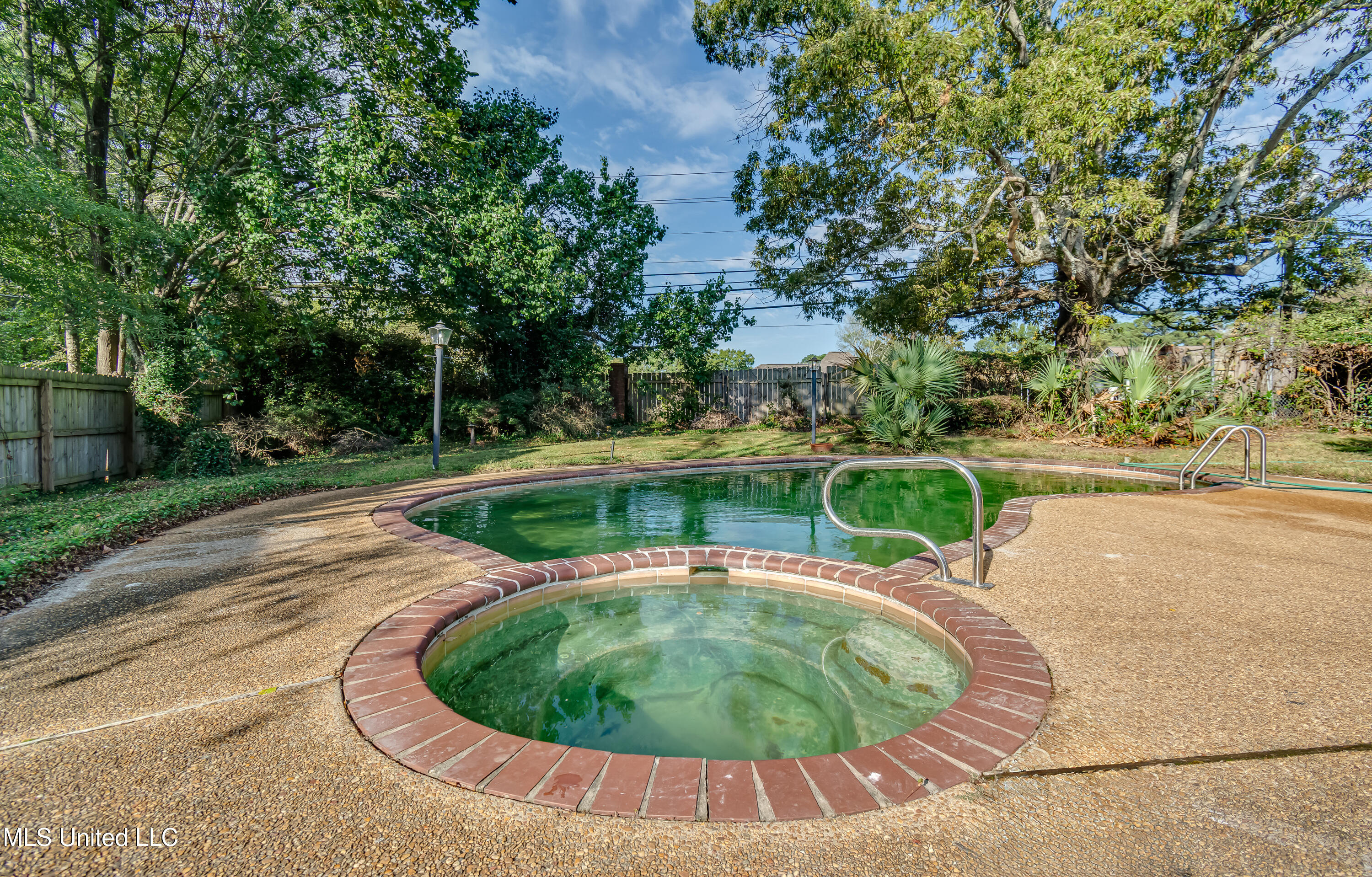 11 South Crownpointe Drive Jackson, MS 39211 - Photo 66 of 68 11 Crownpointe Dr-70