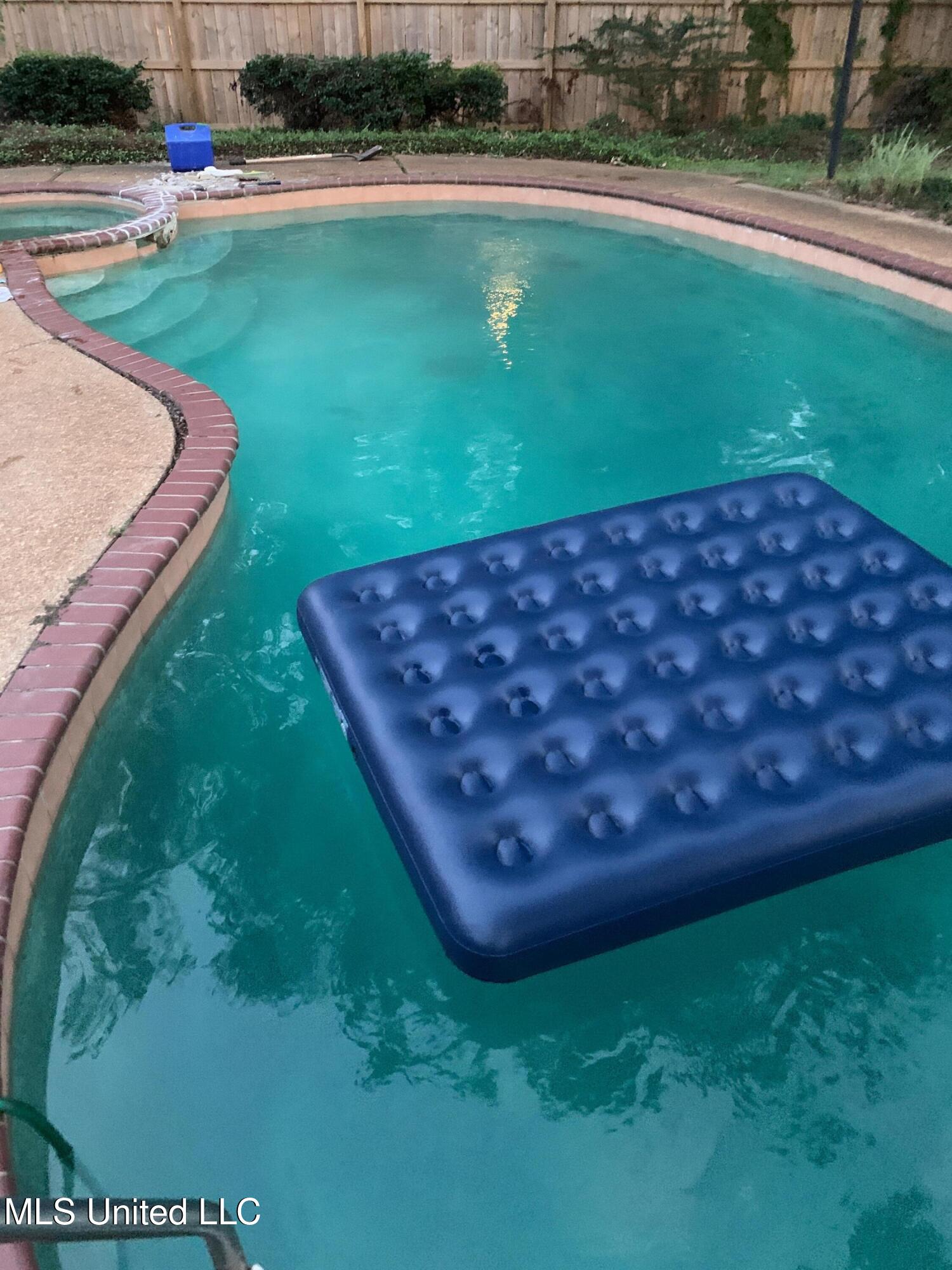 11 South Crownpointe Drive Jackson, MS 39211 - Photo 68 of 68 Pool