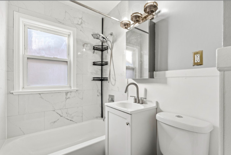 32 166th Place Calumet City, IL 60409 - Photo 8 of 18