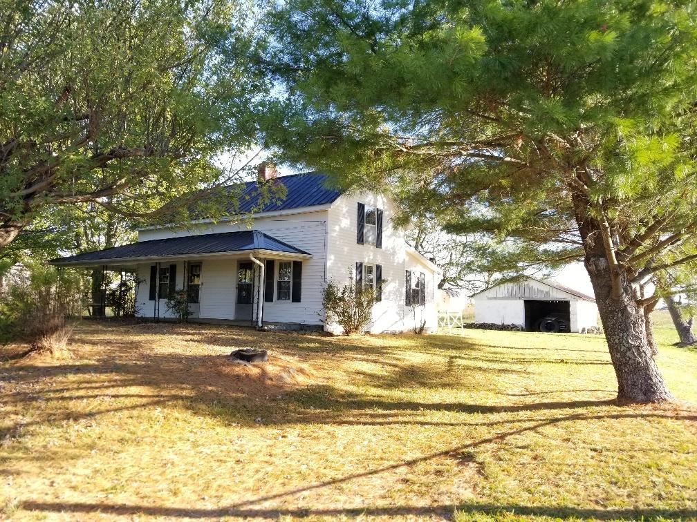 655 Perry Davis Road Greeneville, TN 37743 - Photo 1 of 17 20201102_083959_resized_1