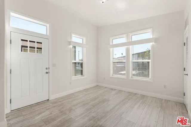 $189,950 | 8250 Lankershim Boulevard, Unit 185, North Hollywood, CA 91605