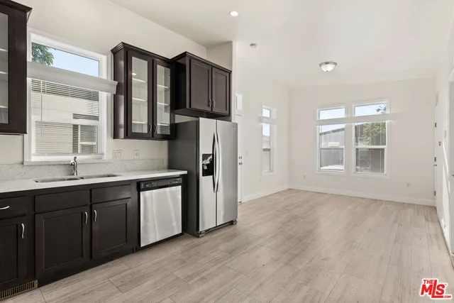 $189,950 | 8250 Lankershim Boulevard, Unit 185, North Hollywood, CA 91605