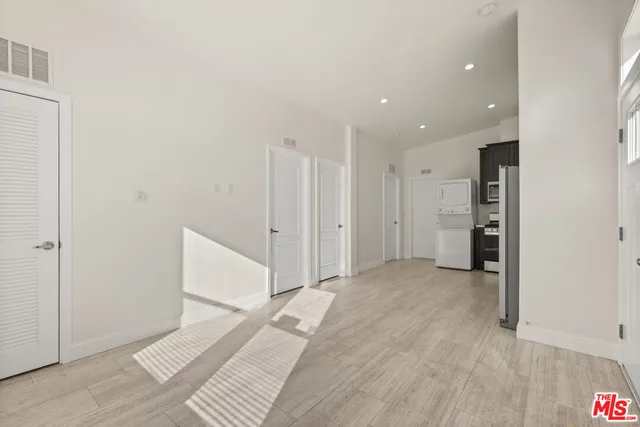 $189,950 | 8250 Lankershim Boulevard, Unit 185, North Hollywood, CA 91605