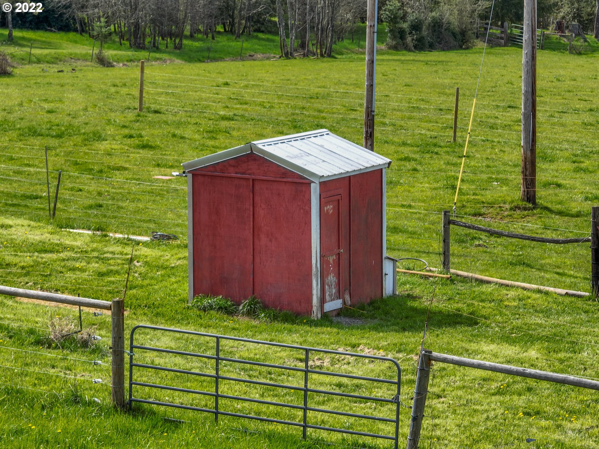Ferrier Road Winlock, WA 98596 - Photo 12 of 24 a view of a backyard with a garden