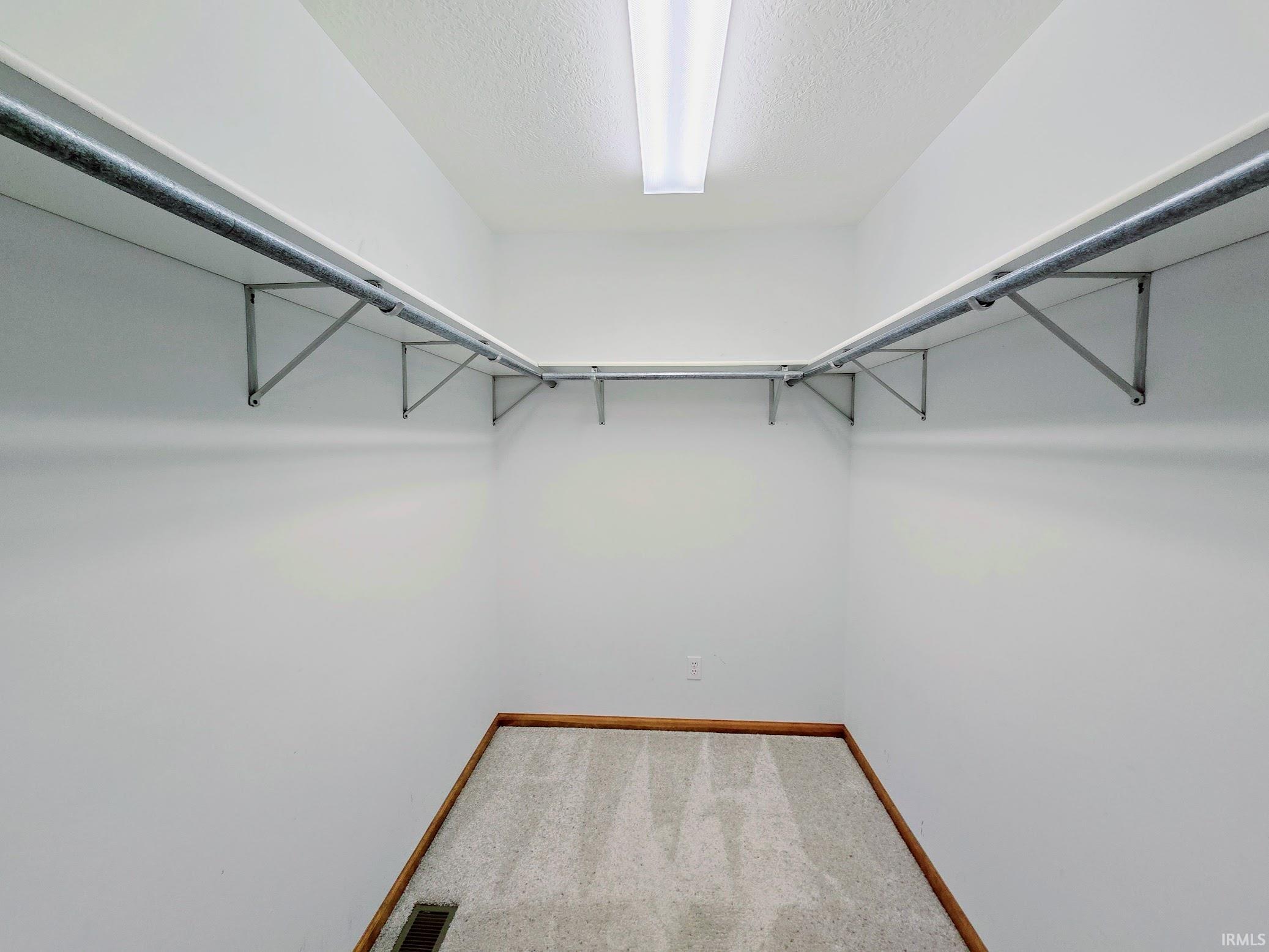 3400 West Riggin Road, Unit 31 Muncie, IN 47304 - Photo 11 of 23 Gallery Image 11