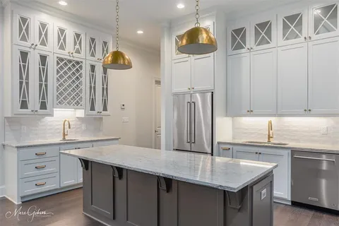 $565,000 | 2005 Woodberry Avenue, Shreveport, LA 71106