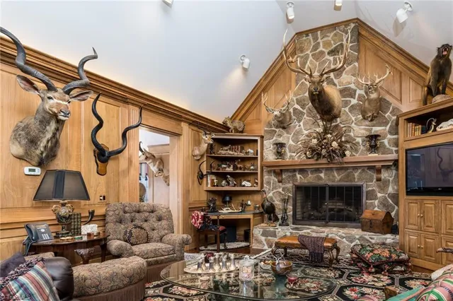 $2,499,900 | 6 Curtis Court, Thomasville, NC 27360