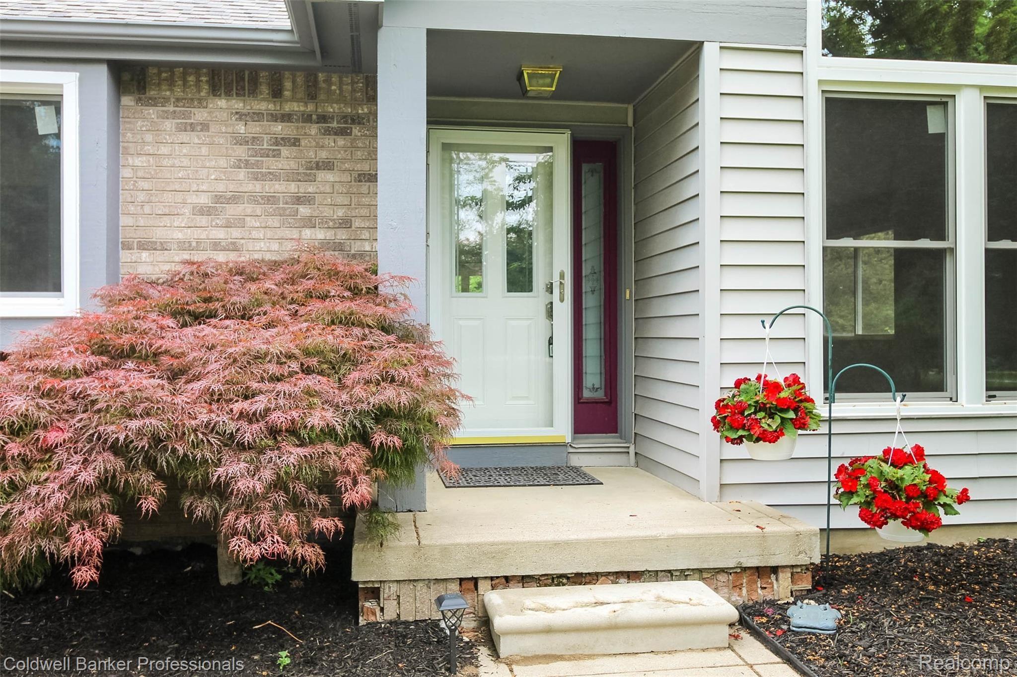 1492 Pratt Road Metamora, MI 48455 - Photo 7 of 37 5.jpg