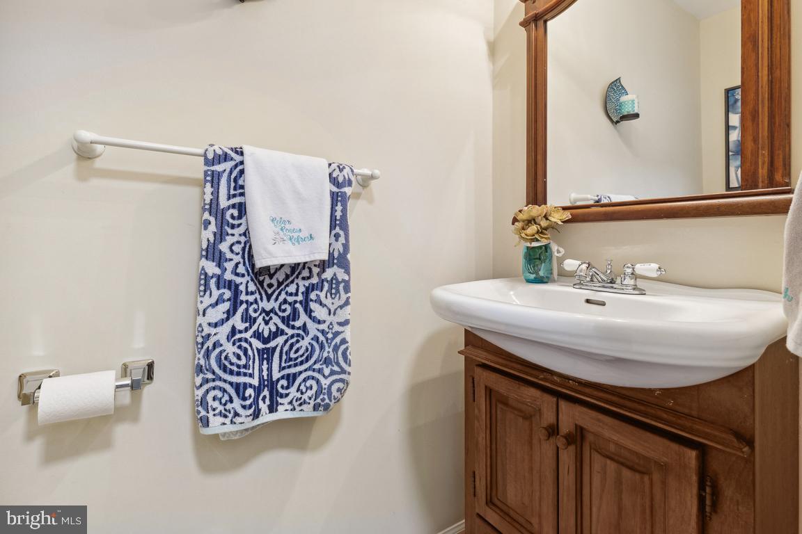 20863 Apollo Terrace Ashburn, VA 20147 - Photo 20 of 27 Half Bathroom on the Lower Level