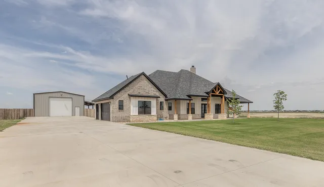 $5,500 | 19108 County Road 2240, Lubbock, TX 79423
