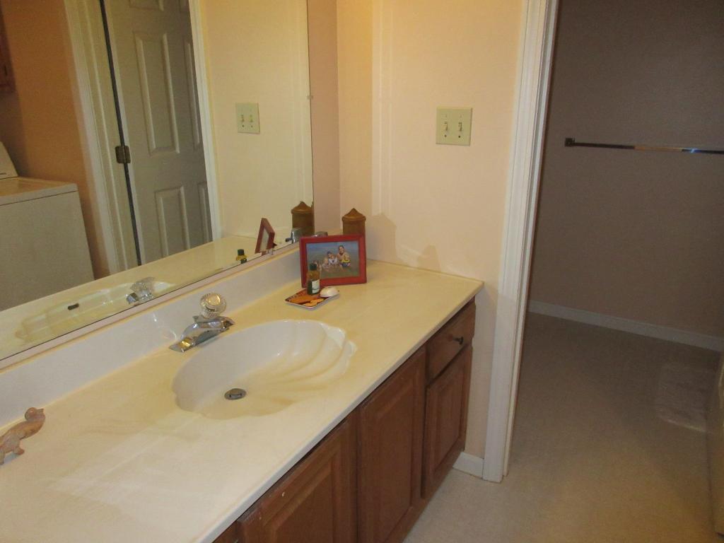 7 Long Hill Road, Unit 7 Peterborough, NH 03458 - Photo 11 of 16