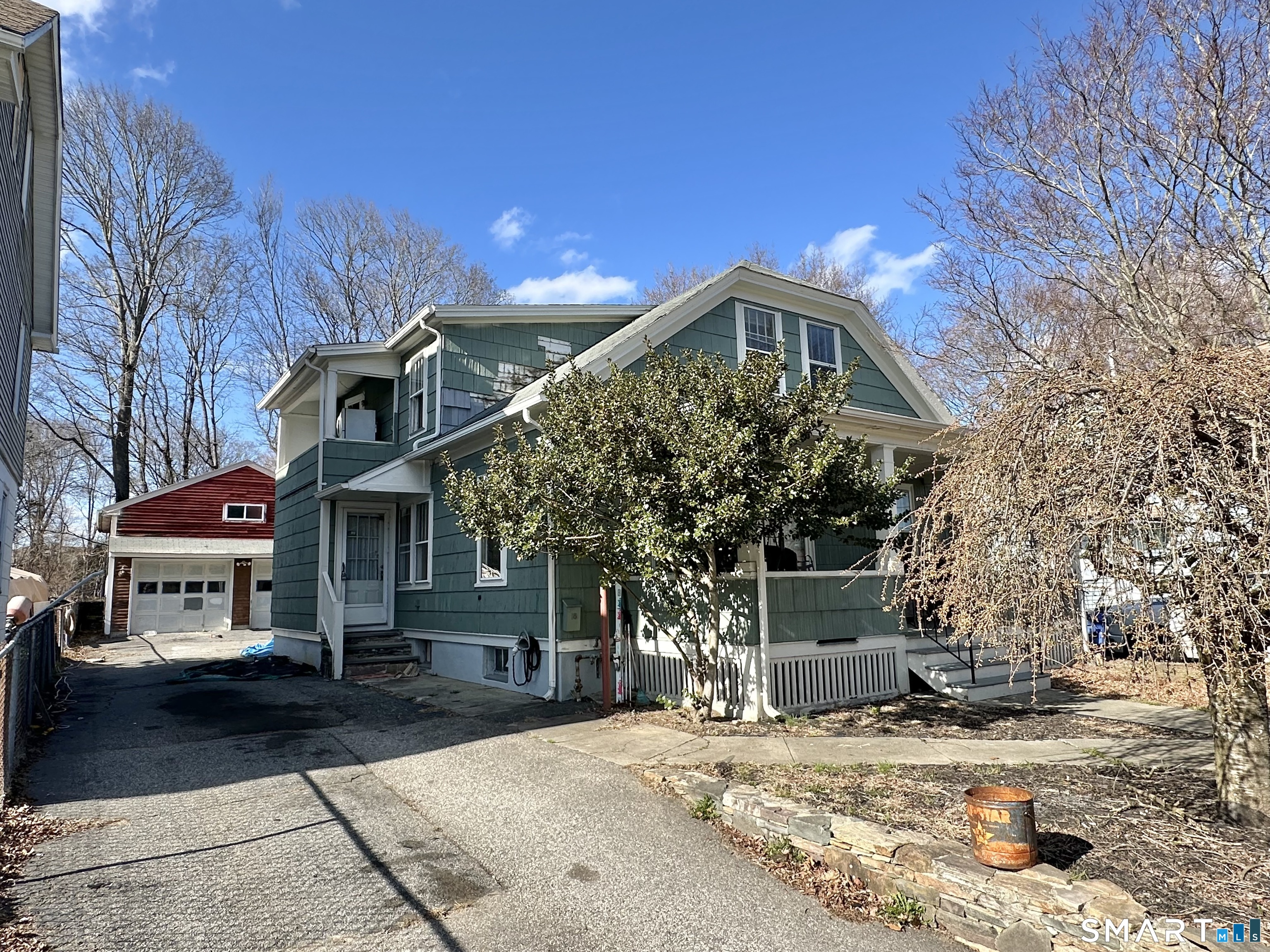 18 Palmer Street Killingly, CT 06239 - Photo 2 of 35