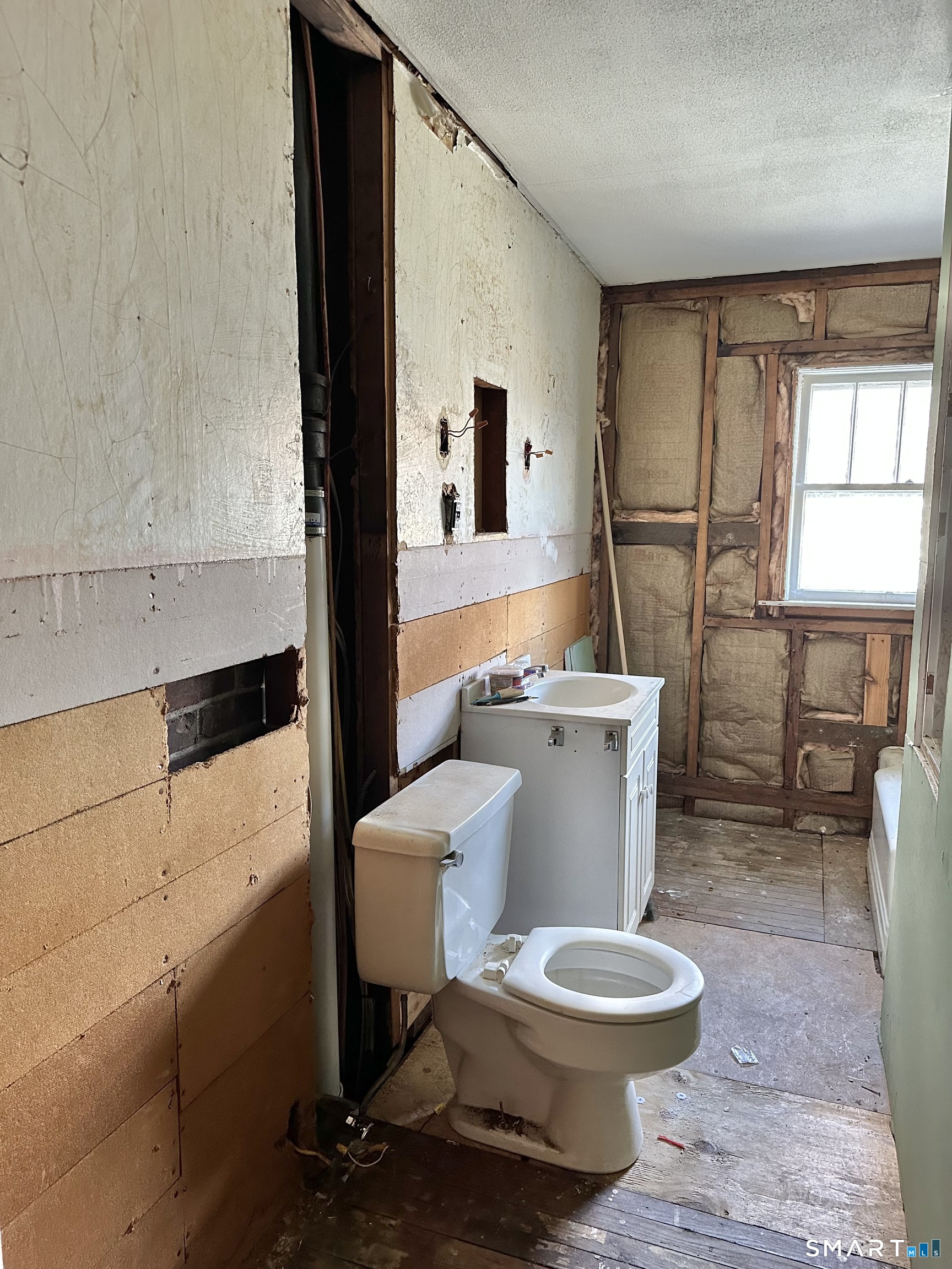 18 Palmer Street Killingly, CT 06239 - Photo 31 of 35